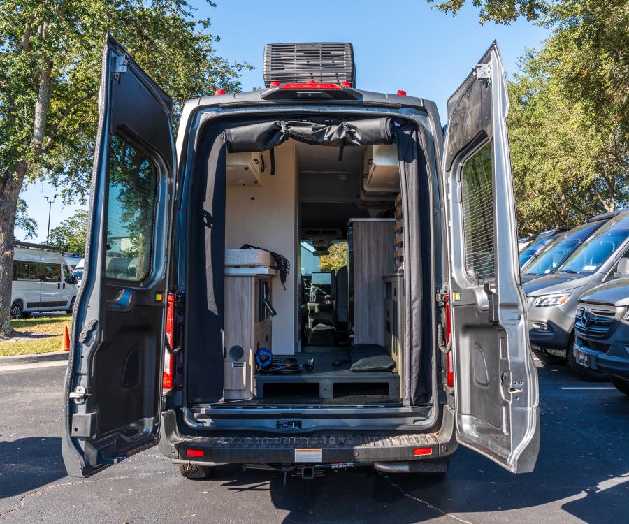 2026 Thor Motor Coach TALAVERA — side profile view