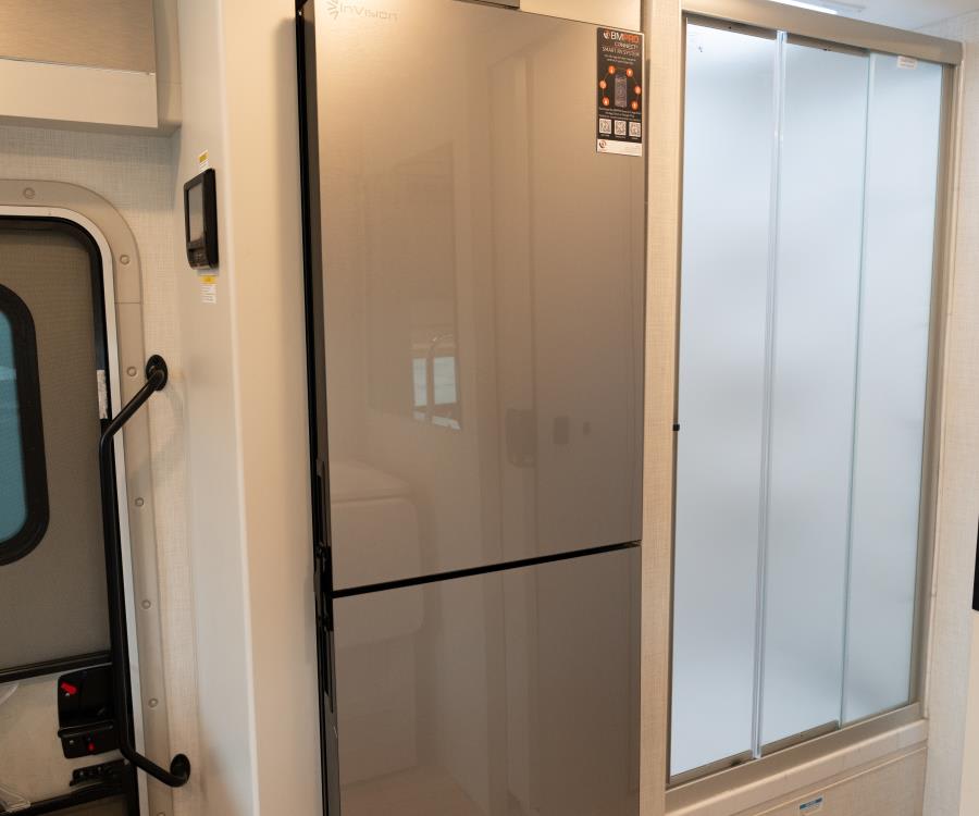 2026 Thor Motor Coach VEGAS — photo 11 view