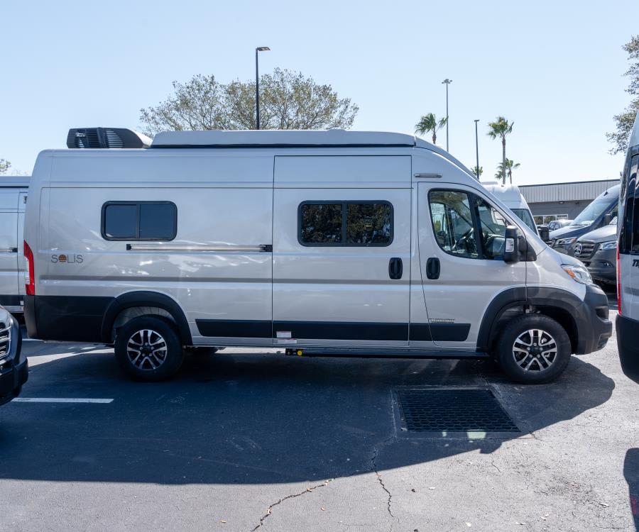 2026 Winnebago SOLIS — photo 19 view
