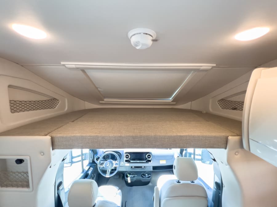 2026 Thor Motor Coach DELANO — interior view