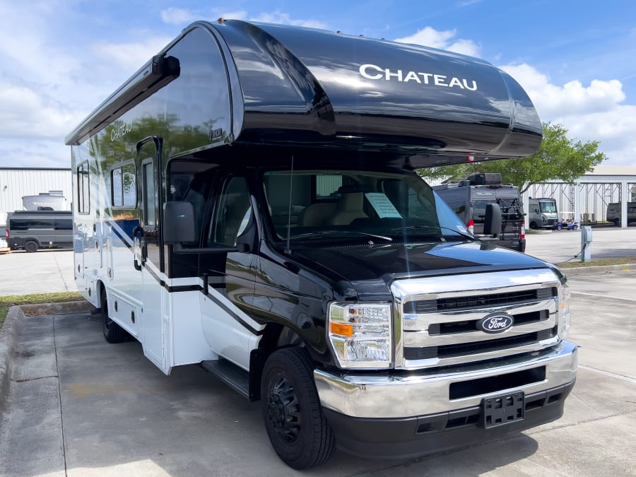 2026 Thor Motor Coach CHATEAU