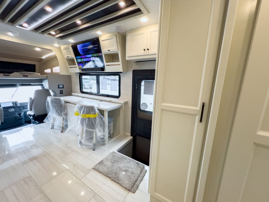 2026 Tiffin ALLEGRO BAY — photo 14 view