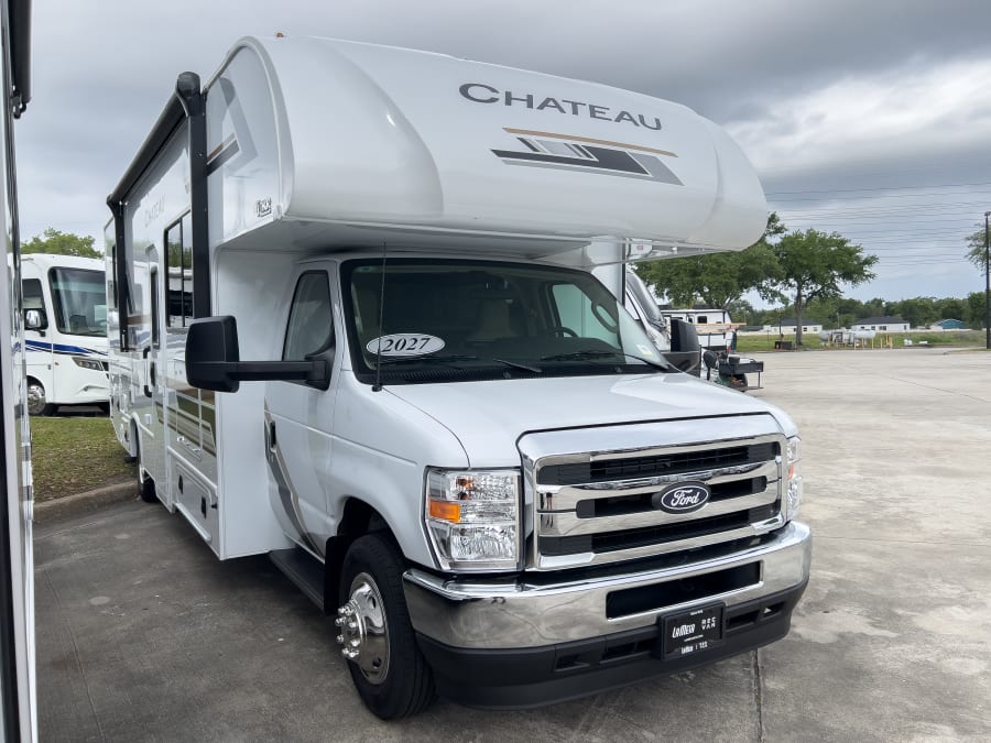 2027 Thor Motor Coach CHATEAU