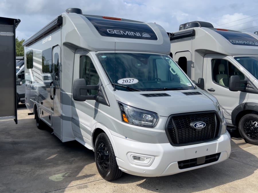 2027 Thor Motor Coach GEMINI