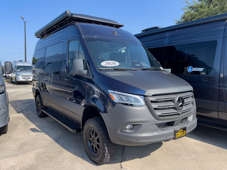 2026 Storyteller Overland DARK MODE