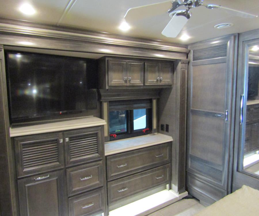 2022 Tiffin PHAETON — photo 18 view