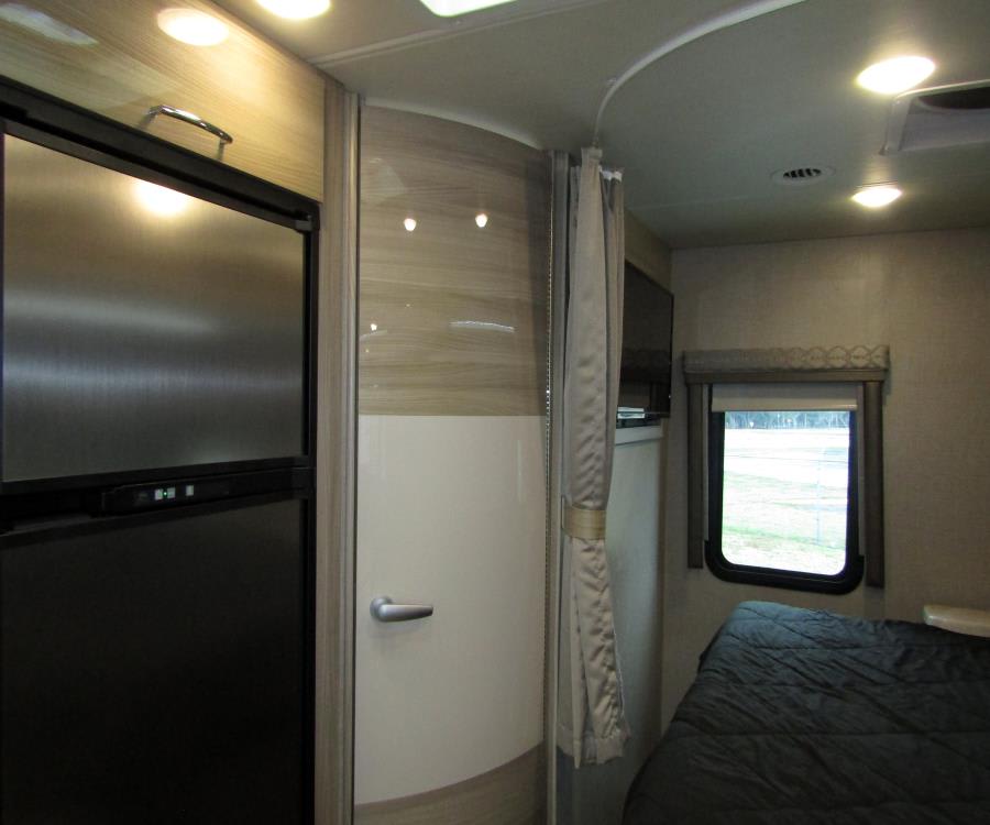 2022 Thor Motor Coach DELANO — photo 12 view