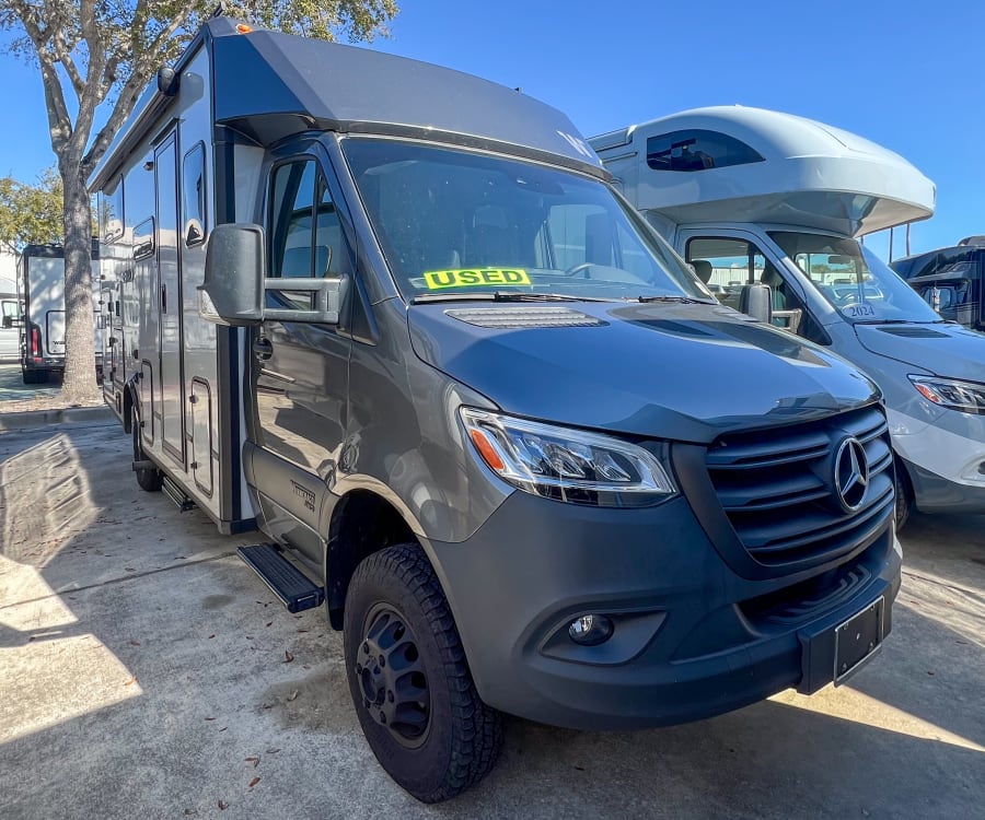 2025 Winnebago EKKO
