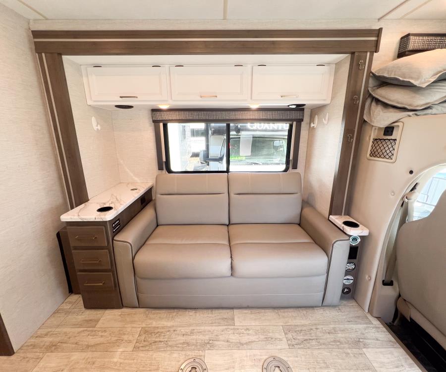 2024 Thor Motor Coach CHATEAU — photo 14 view