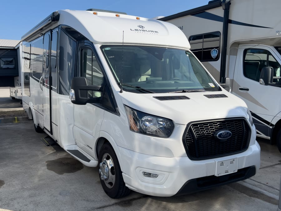 2025 Leisure Travel Vans WONDER for sale on Searchshop