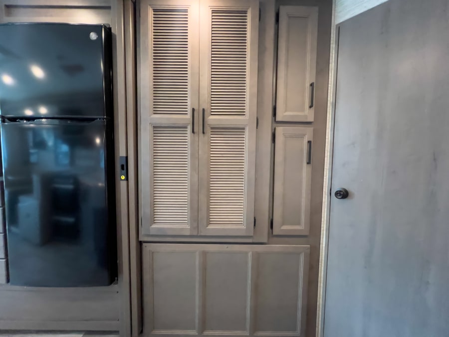 2023 Thor Motor Coach ACE — photo 18 view