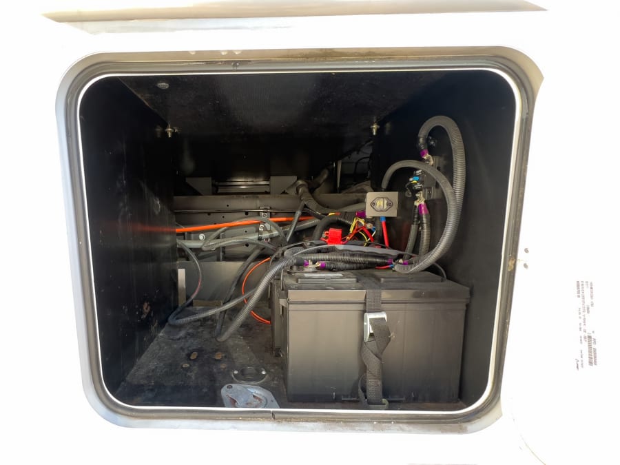 2023 Thor Motor Coach ACE — photo 31 view
