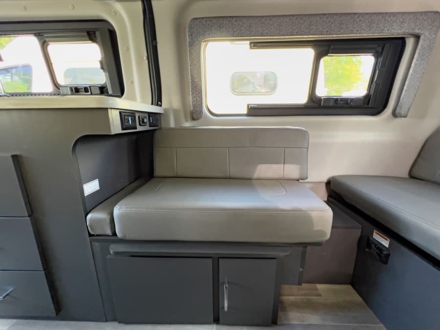 2023 Thor Motor Coach TRANQUILITY — photo 7 view