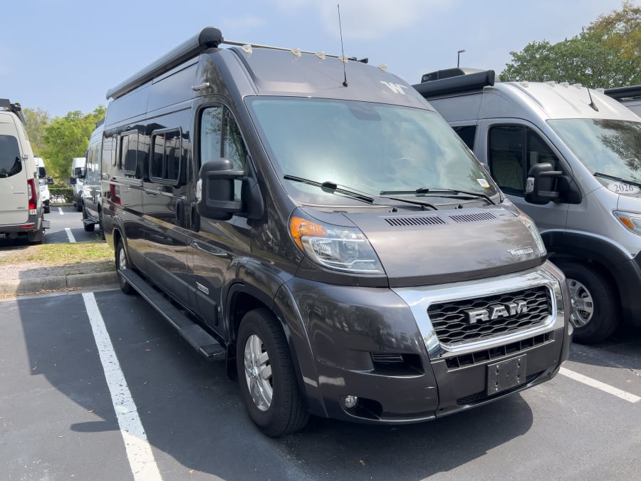 2022 Winnebago TRAVATO