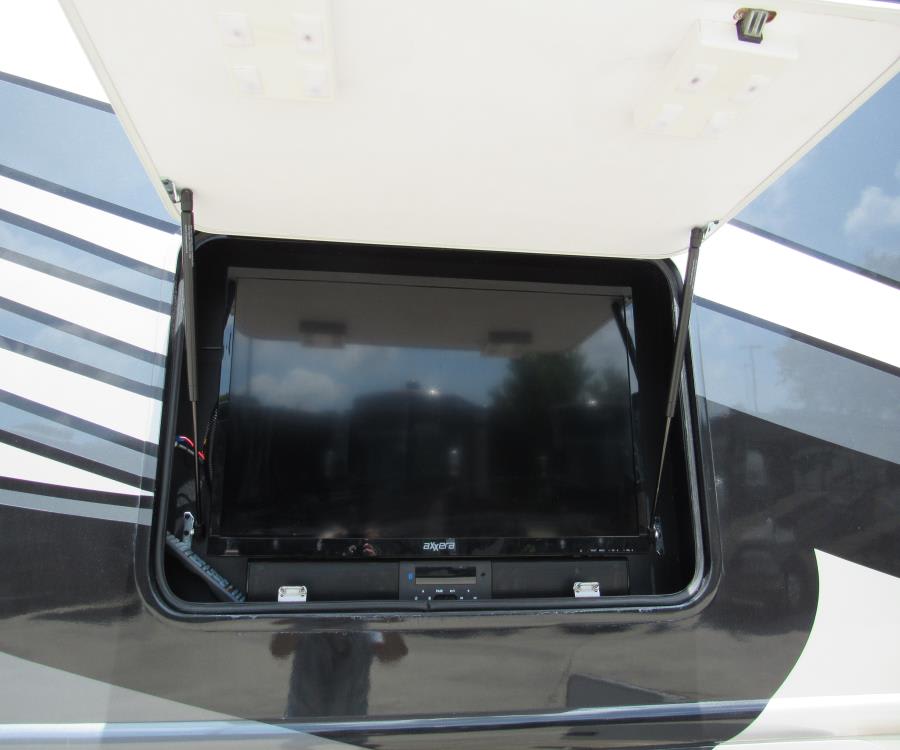2020 Thor Motor Coach MAGNITUDE — photo 25 view
