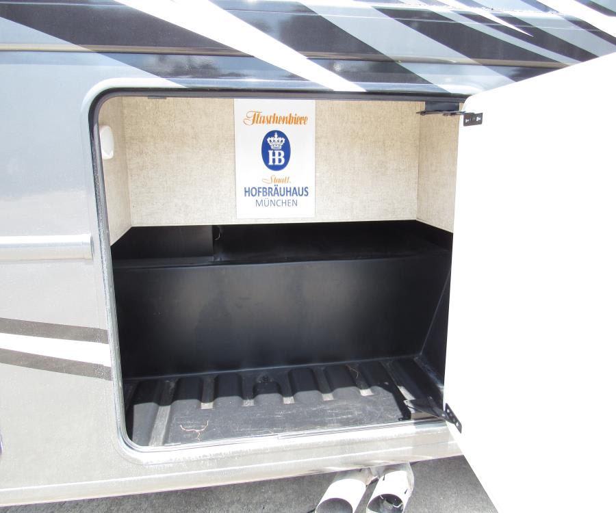 2020 Thor Motor Coach MAGNITUDE — photo 26 view