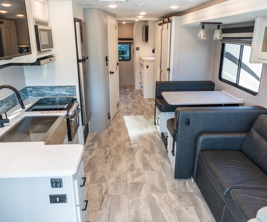 2024 Coachmen PURSUIT — detail view