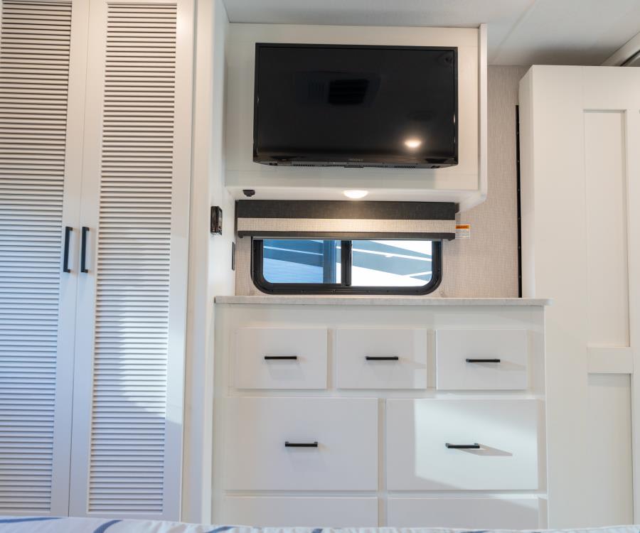 2024 Coachmen PURSUIT — photo 18 view