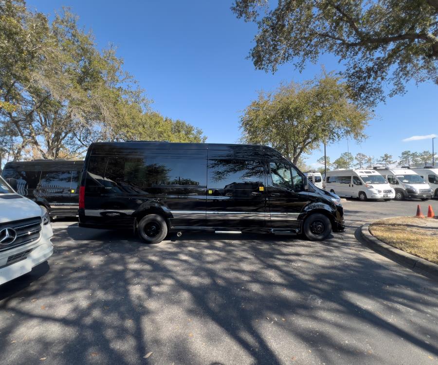 2026 Grech RV LUSSO — photo 13 view