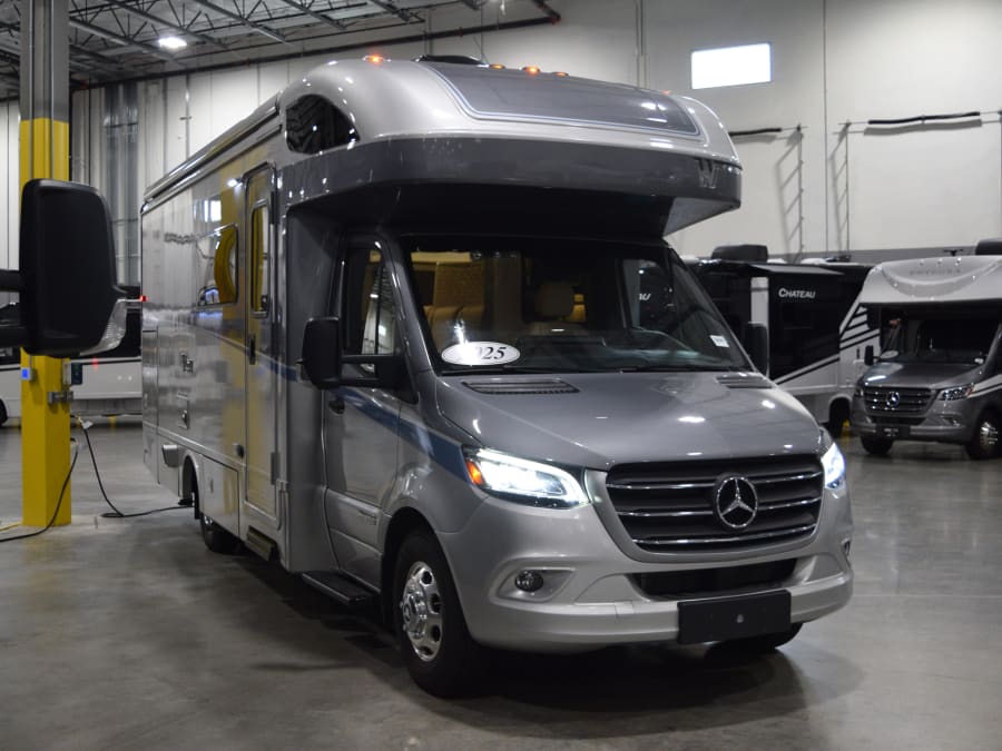 2025 Winnebago VIEW