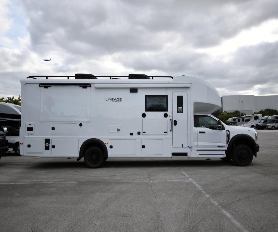 2026 Grand Design LINEAGE SERIES F — photo 36 view
