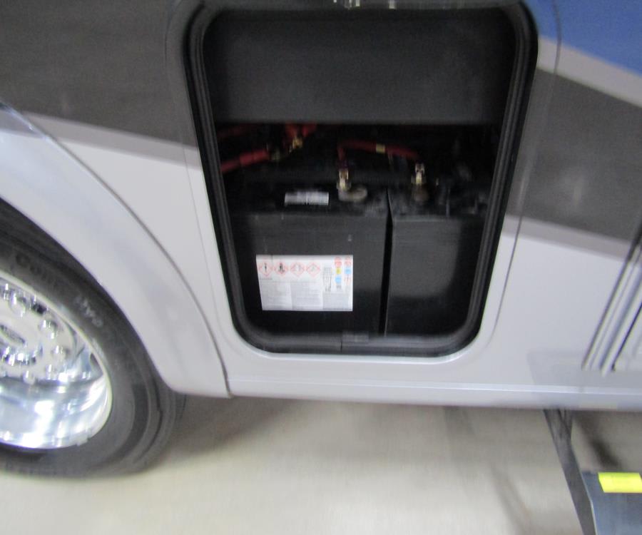 2023 Thor Motor Coach OMNI — photo 33 view