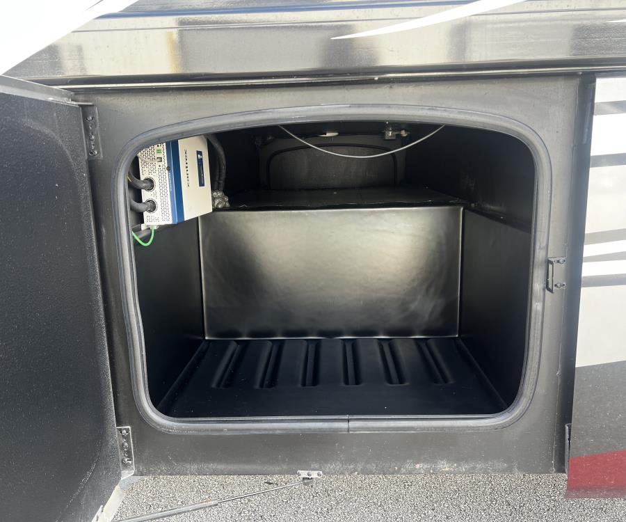 2023 Thor Motor Coach PASADENA — photo 51 view