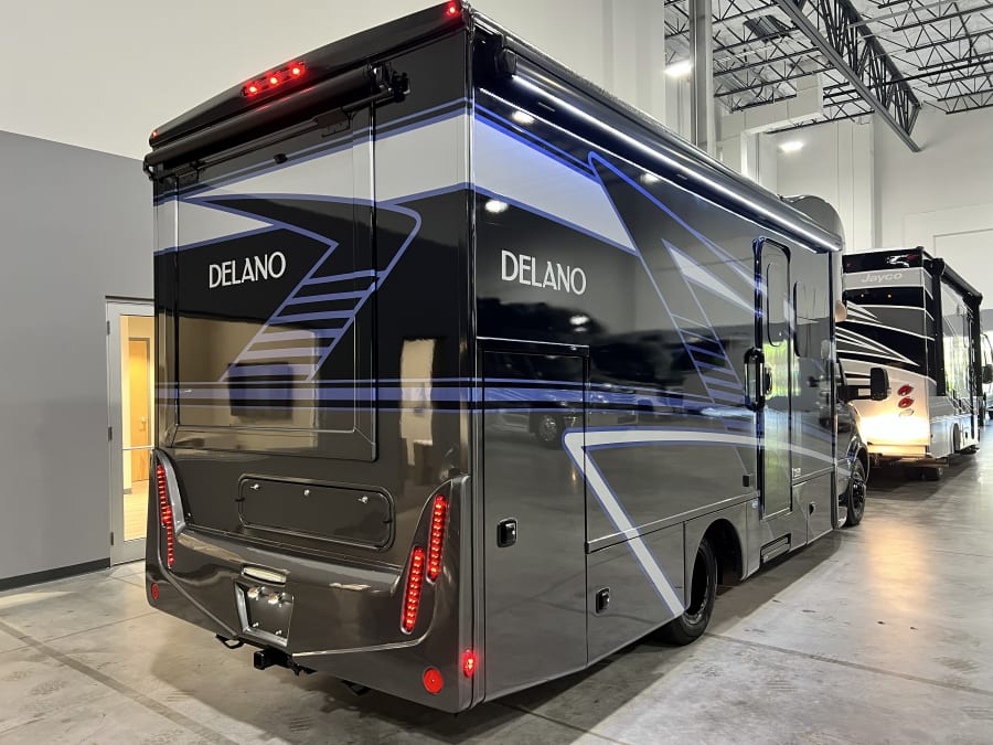 2025 Thor Motor Coach DELANO — photo 41 view