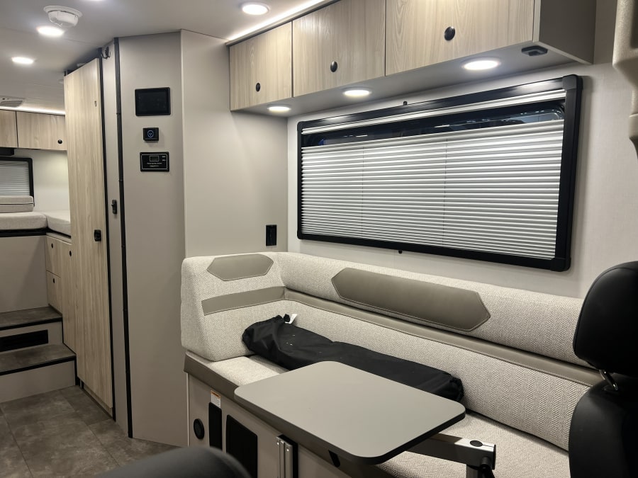 2026 Entegra CONDOR — photo 15 view