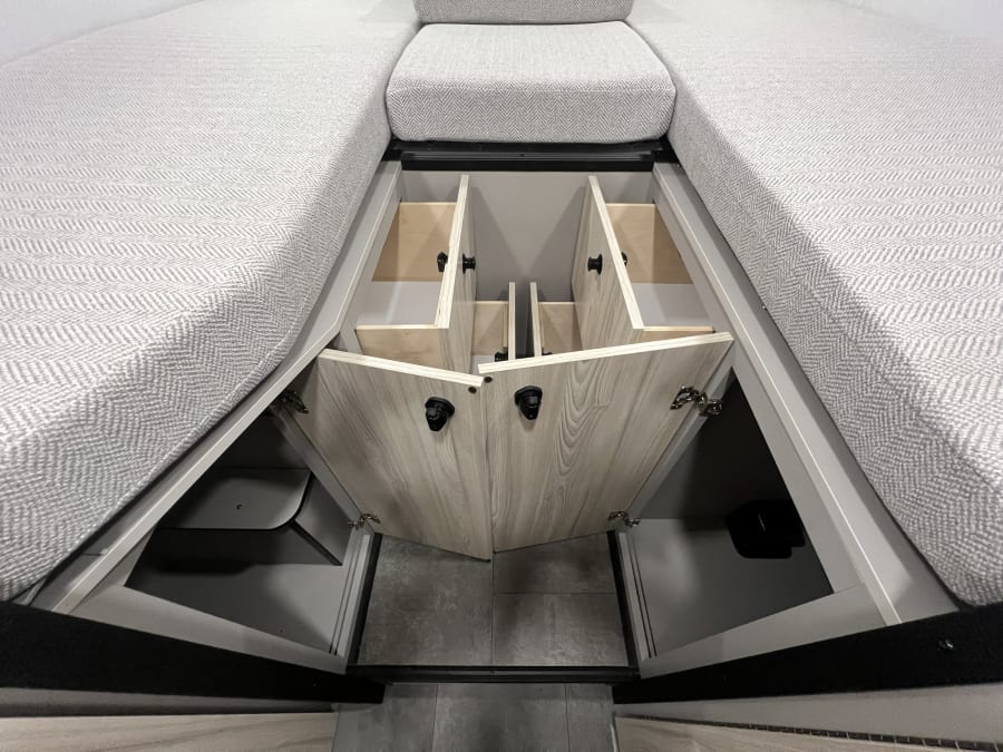 2026 Entegra CONDOR — photo 21 view