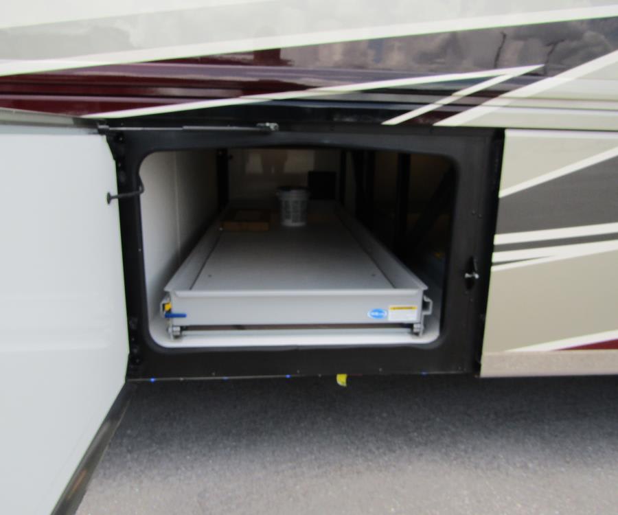 2026 Fleetwood DISCOVERY LXE — photo 42 view