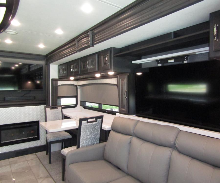 2026 Fleetwood DISCOVERY — photo 12 view