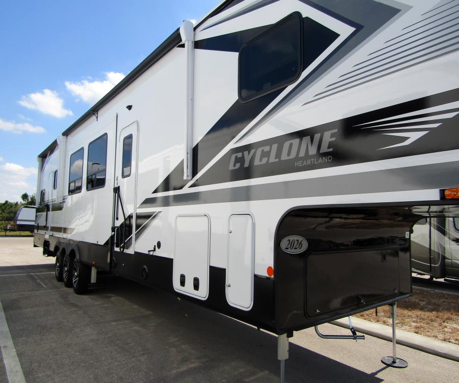 2026 Jayco CYCLONE — photo 22 view