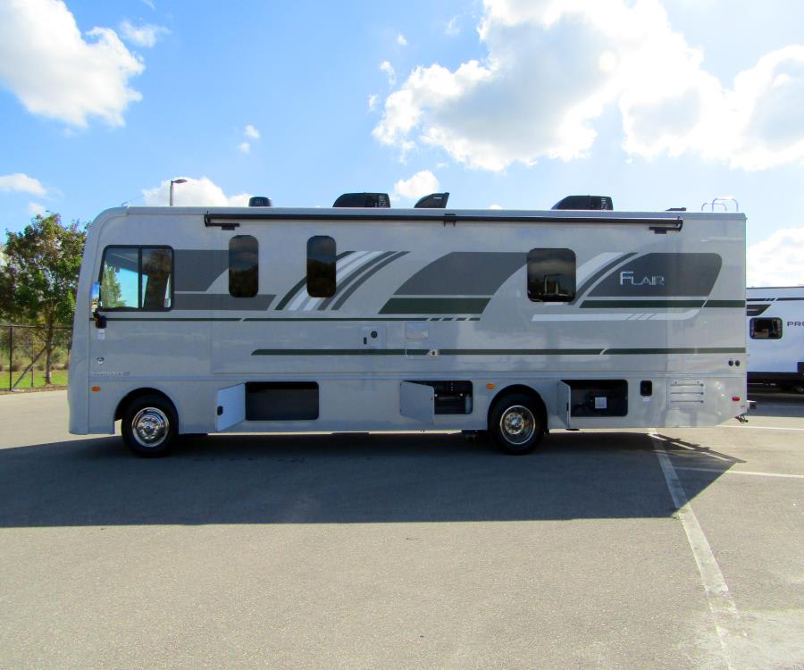2026 Fleetwood FLAIR — photo 30 view