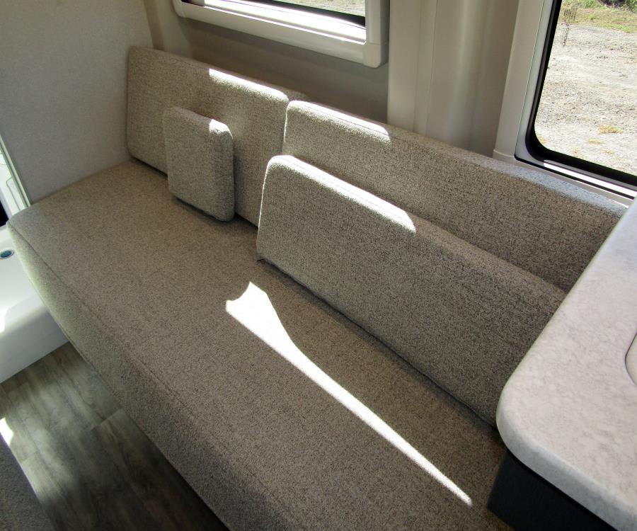 2026 Thor Motor Coach TALAVERA — photo 9 view