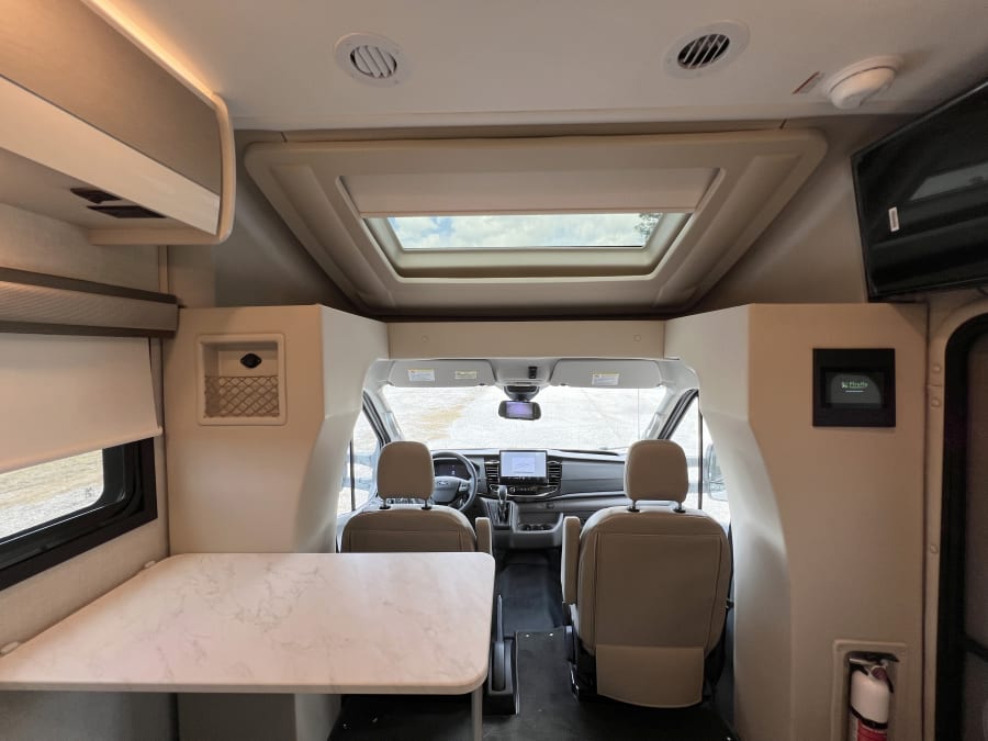 2026 Thor Motor Coach GEMINI TRIP — rear three-quarter view