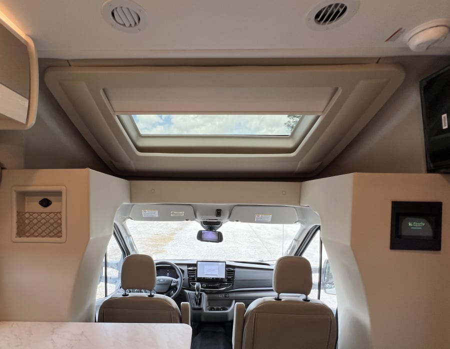 2026 Thor Motor Coach GEMINI TRIP — interior view