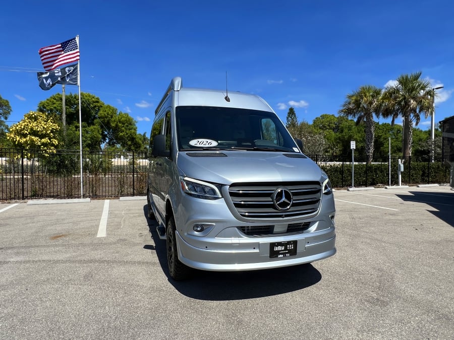2026 Grech RV TURISMO-ION