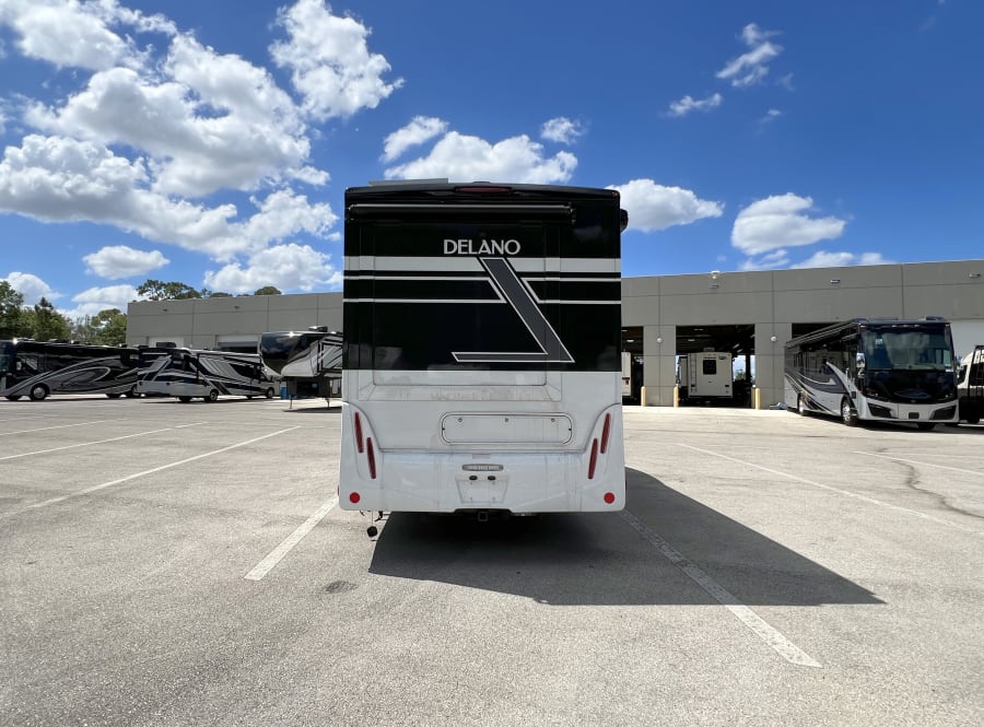 2026 Thor Motor Coach DELANO — photo 25 view