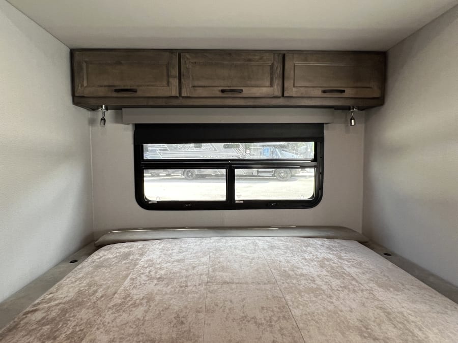 2026 Tiffin MIDAS — photo 16 view