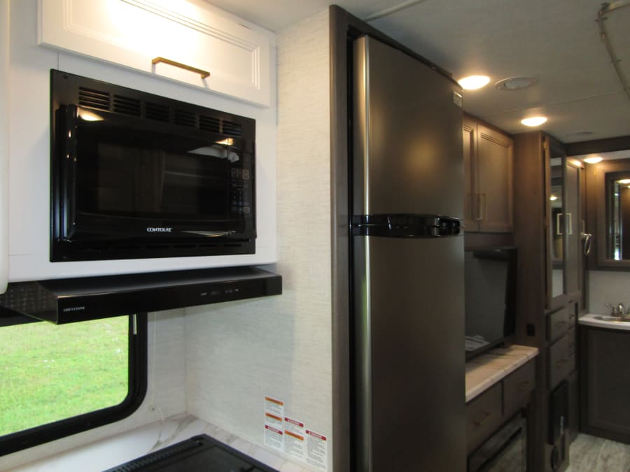 2024 Thor Motor Coach CHATEAU — photo 12 view