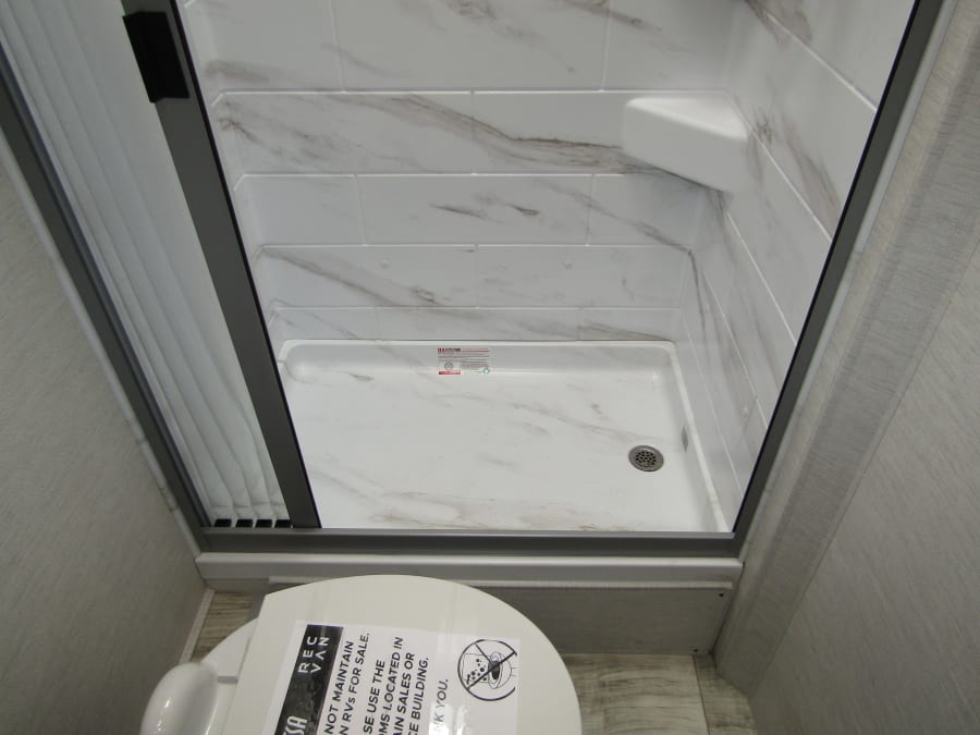 2024 Thor Motor Coach CHATEAU — photo 24 view