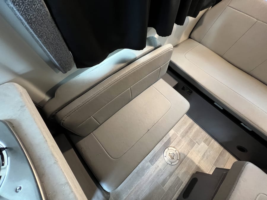 2023 Thor Motor Coach TRANQUILITY — photo 9 view