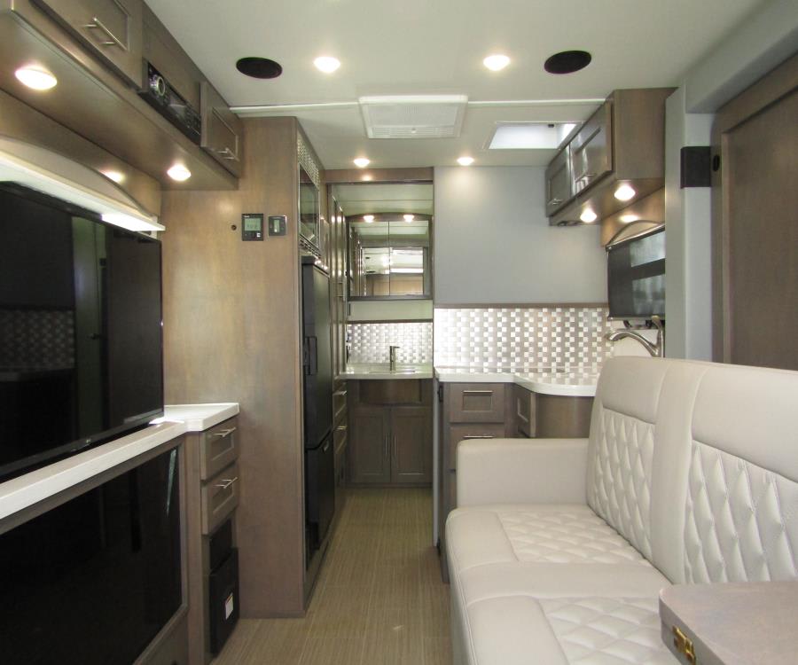 2023 Regency ULTRA BROUGHAM — detail view