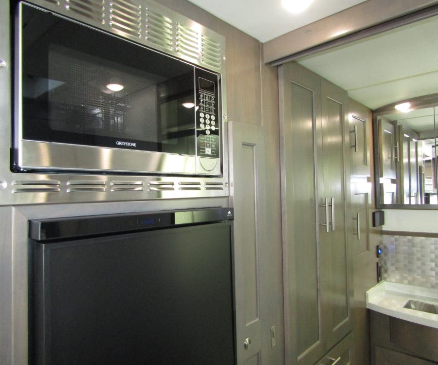2023 Regency ULTRA BROUGHAM — photo 17 view