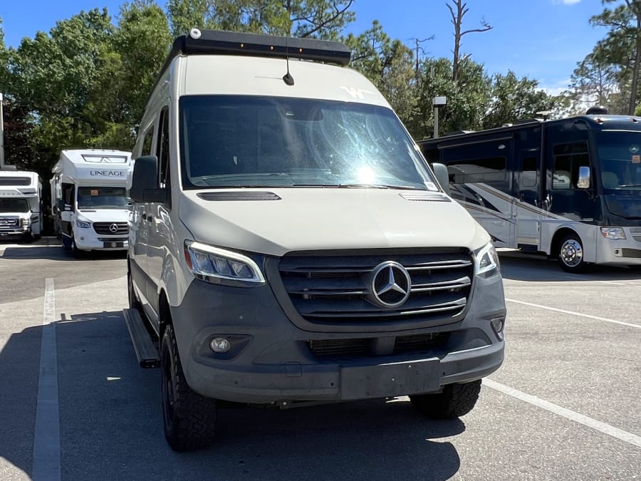 2022 Winnebago REVEL