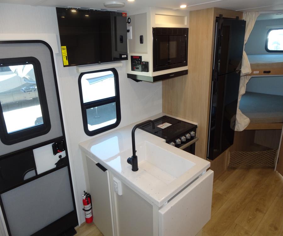 2026 Winnebago Towables THRIVE — photo 8 view