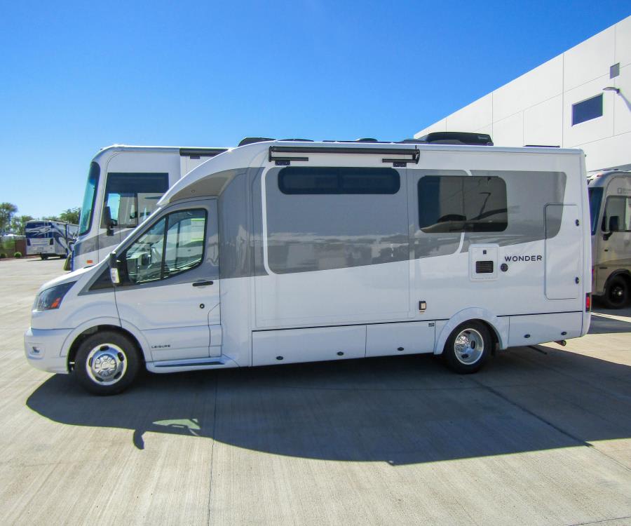 2026 Leisure Travel Vans WONDER — photo 23 view