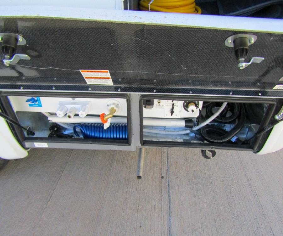 2026 Leisure Travel Vans WONDER — photo 28 view