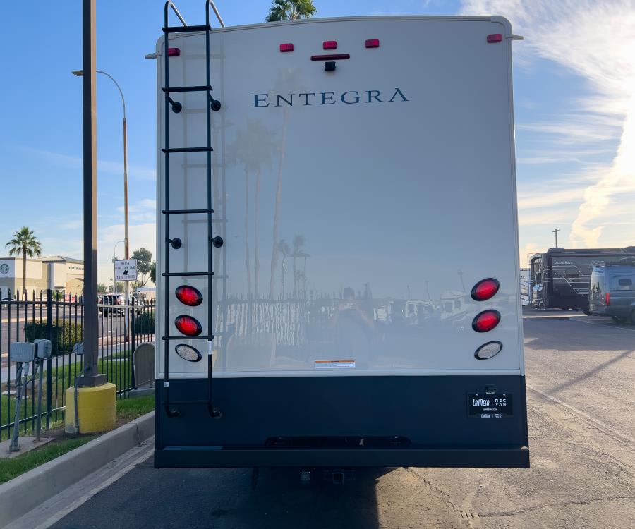 2026 Entegra ESTEEM XL — photo 35 view